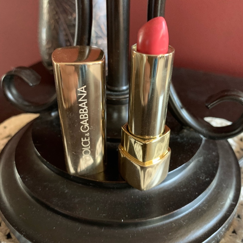 Dolce & Gabbana Cream Lipstick!